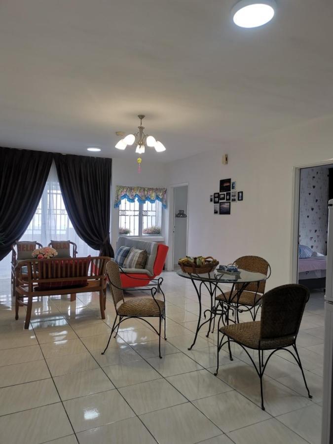 12 Pax Skyview Homestay 2 Family Room 2R2B Golden Hills Mountain View Genting Highland 云顶高原 外观 照片