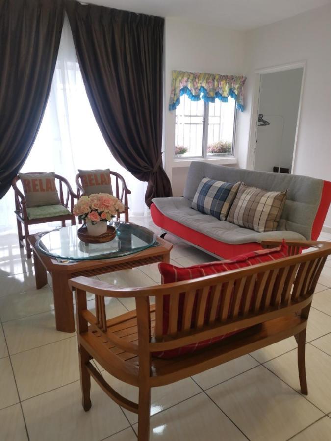 12 Pax Skyview Homestay 2 Family Room 2R2B Golden Hills Mountain View Genting Highland 云顶高原 外观 照片